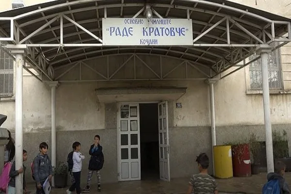 SCAN – political magazine: Alara – a child, discriminated and expelled from school in Kocani