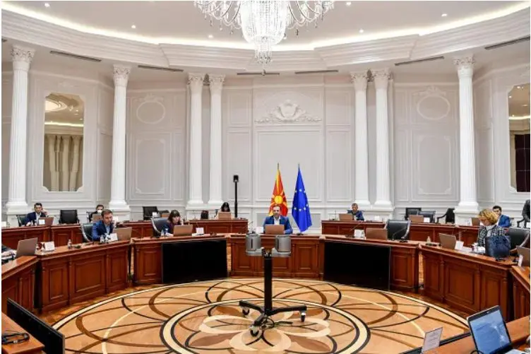 Daily Brief: Government with new anti-Covid measures and restrictions for the holidays, 6,000 denars one-time assistance for 300,000 citizens, new law on mediation in final phase